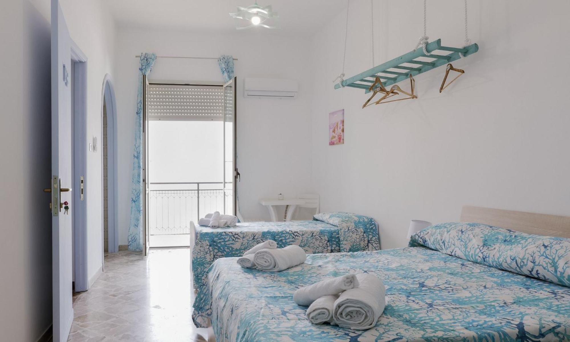 Umari Rooms Кастеламаре дел Голфо Екстериор снимка